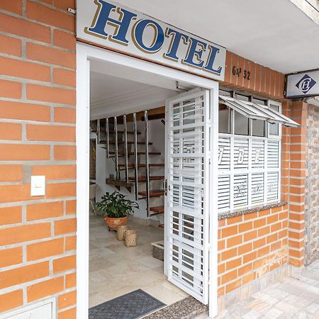 Gran Caribe Hotel Медельин Экстерьер фото