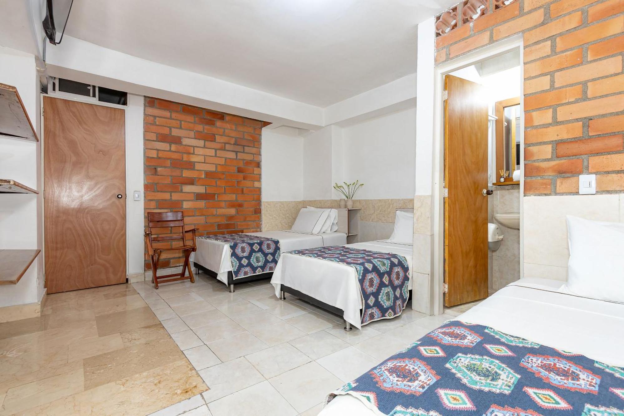 Gran Caribe Hotel Медельин Экстерьер фото